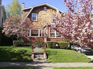 76 Savoy St, Providence, RI 02906