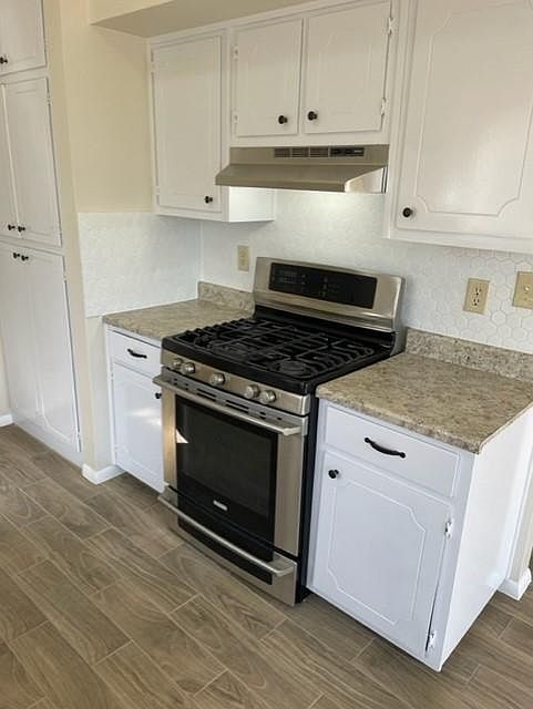 1st image of 5152 Edmonton Ave