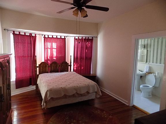 4th image of 69 Almeria St