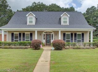 7310 Vickers Ln, Mobile, AL 36695