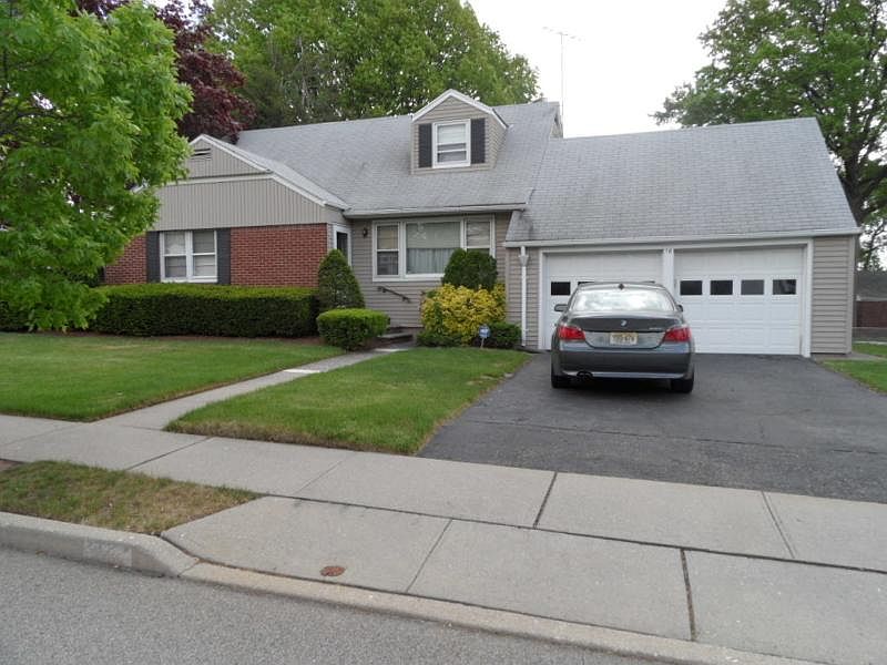 2nd image of 18 Fitzgerald Ave