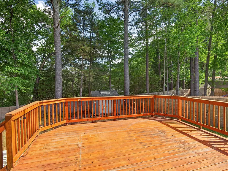 807 Cook Rd — Photo 23