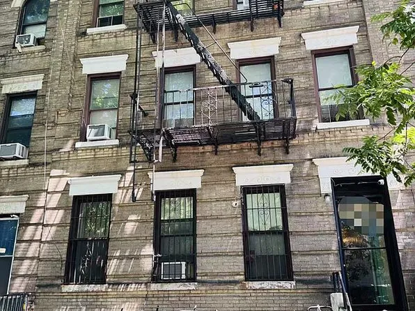 559 50th St #1, Brooklyn, NY 11220