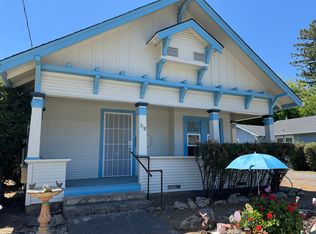 318 Piper St, Healdsburg, CA 95448