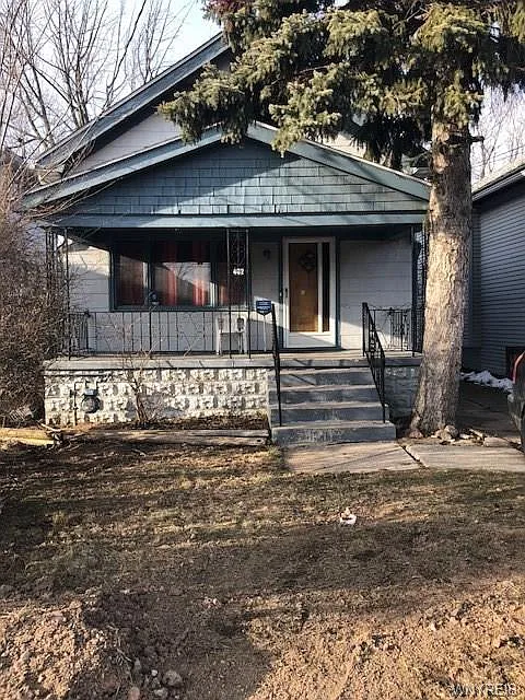 402 Shirley Ave photo 1