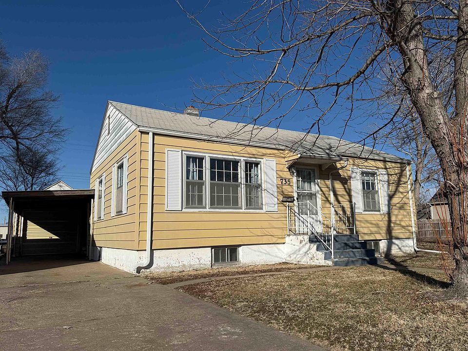 1st image of 735 E Oakdale Ave