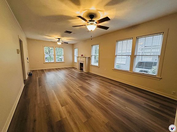 4th image of 3308 Wood St