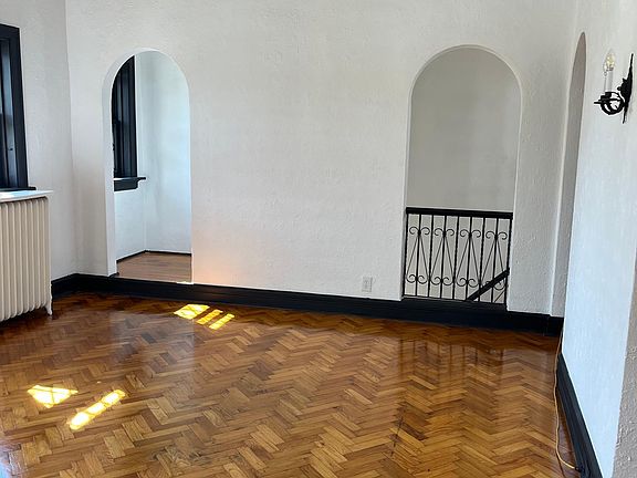 livingroom and small 4x5 office