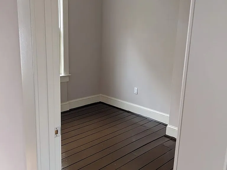 3045 N St NW — Photo 12
