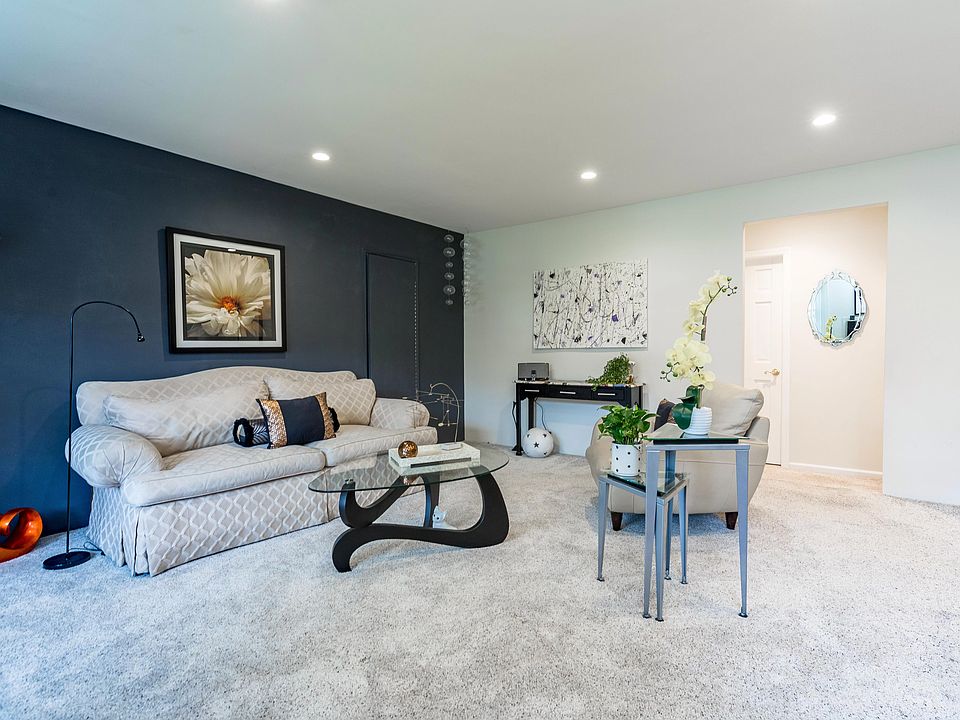 1st image of 253-33 61st Ave #2-655