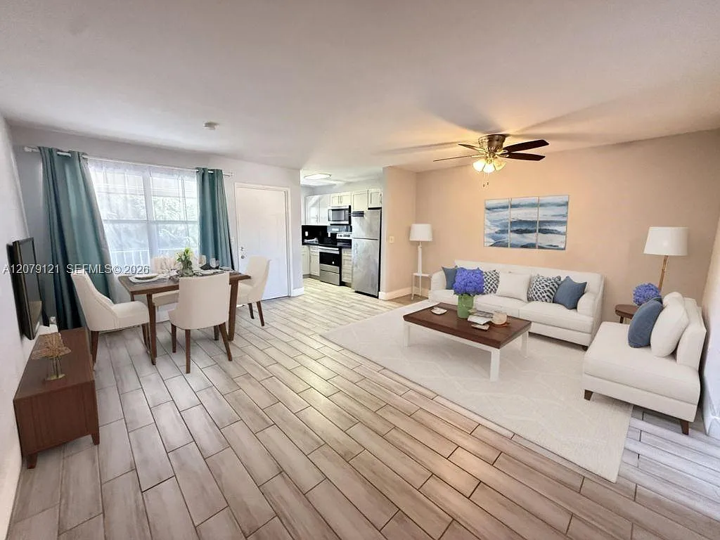 Paradise By The Sea Condo — Photo 1