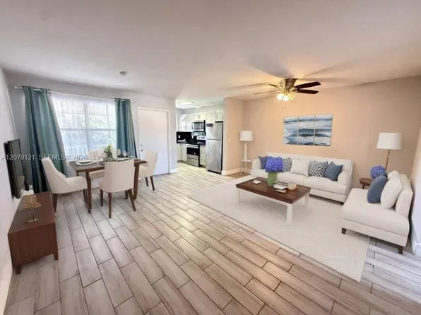 250 Layne Blvd APT 307, Hallandale, FL 33009