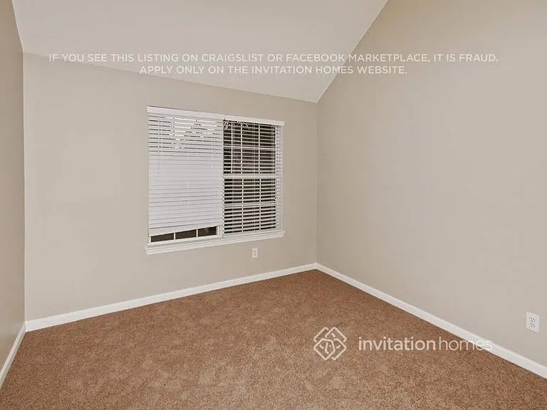 4350 Reserve Hill Xing — Photo 12