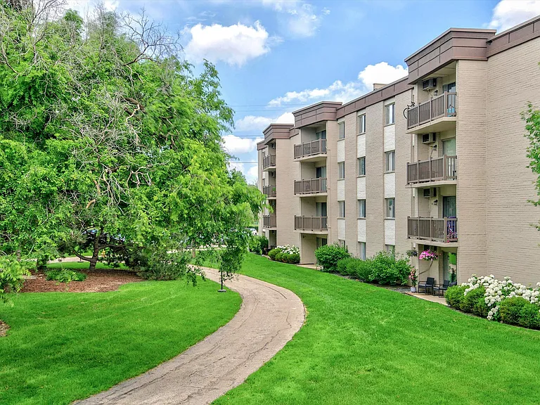 07-Stonebridge-08 Community