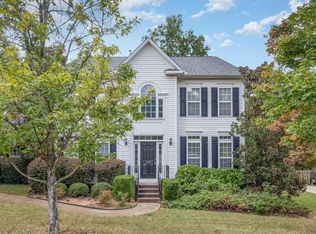 135 Hartwick Ln, Fountain Inn, SC 29644
