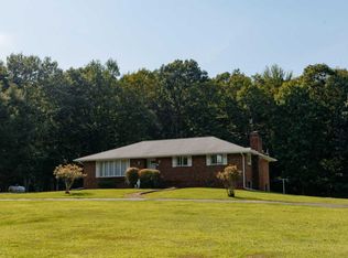 1274 Fords Pond Rd #L-2, Clarks Summit, PA 18411