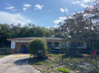 418 38th St S, Saint Petersburg, FL 33711