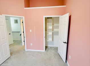 45582 Grand Central Sq, Sterling, VA 20166