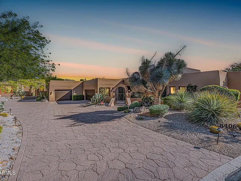 8406 E Calle Buena Vis — Photo 100
