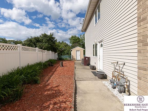 2nd image of 24 Caruso Ct #1