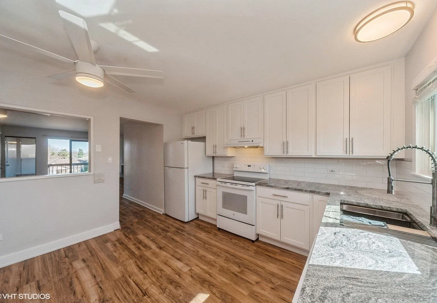 2 bed, 1.5 bath, 1000 sqft, $1,850 — Photo 1