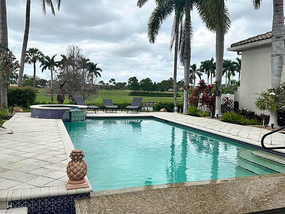 2nd image of 21 Island Dr