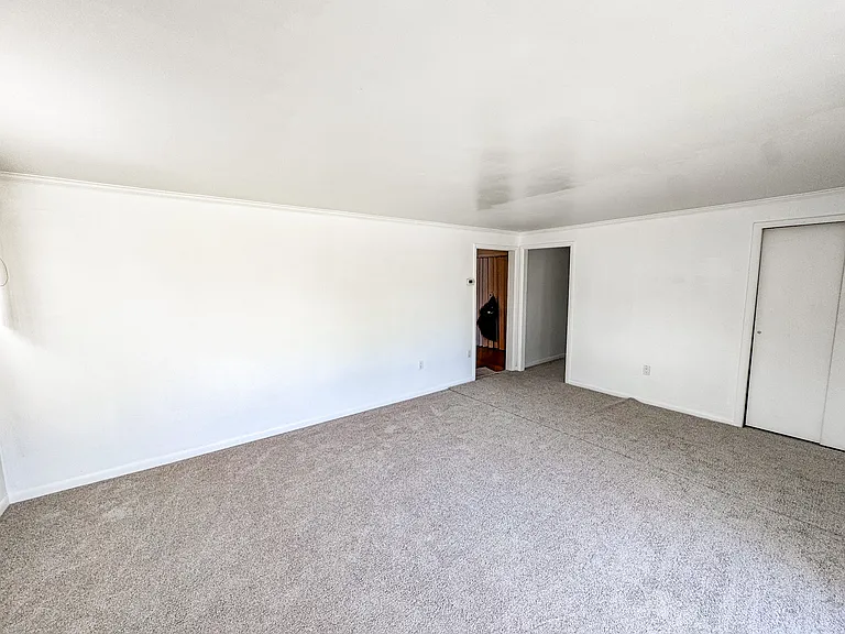 425 Marianna Dr — Photo 5