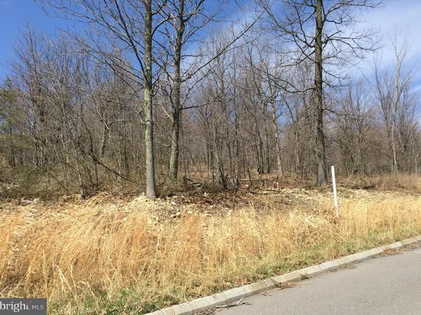 Arrowhead Trl, Cumberland, MD 21502