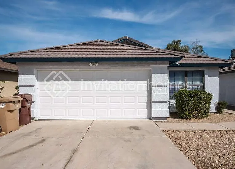 8142 W Mescal St — Photo 1