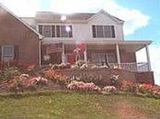 124 Drake Dr, Wexford, PA