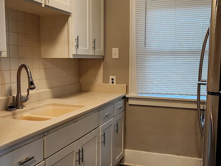 5519 Hickory St — Photo 4