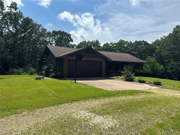 1558 Kohrman Rd, Owensville, MO 65066