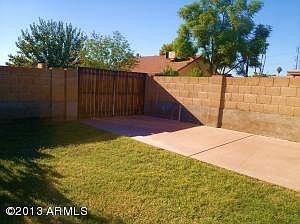 4th image of 1726 E Stephens Dr