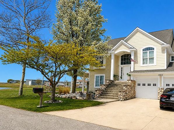 850 Townsend Dr