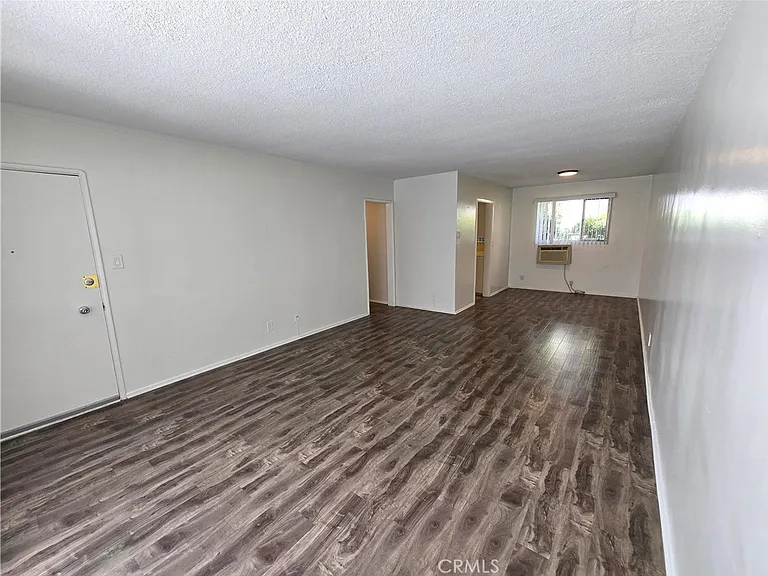 439 S Le Doux Rd #2 — Photo 4
