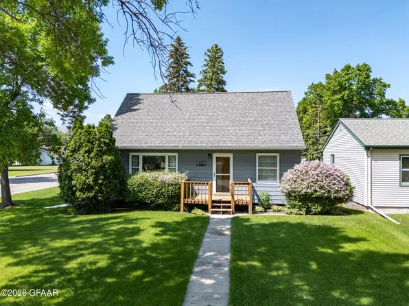 422 Grant St, Crookston, MN 56716