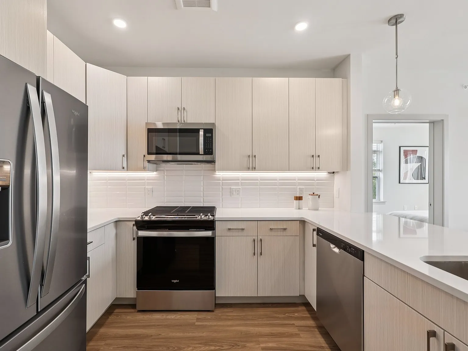 Sylvan Woods Howell — Photo 4