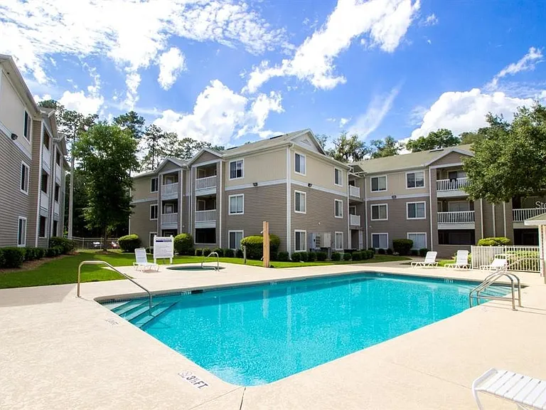 4000 SW 23rd St #6-303 — Photo 18