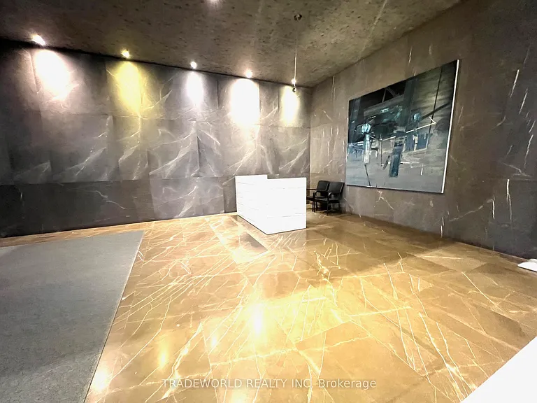 100 Harbour St #4203 — Photo 8