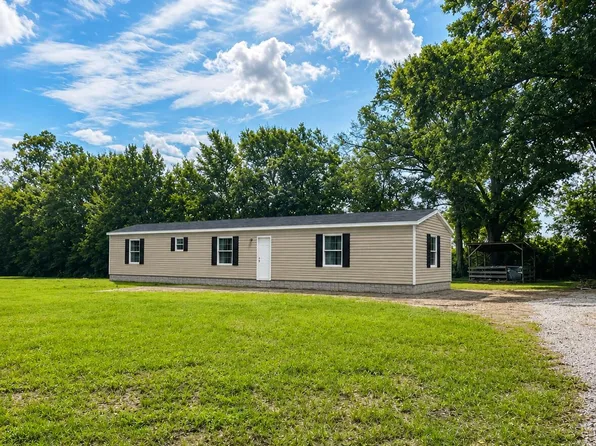 1027 Paradise Cove Rd, Saint Martinville, LA 70582