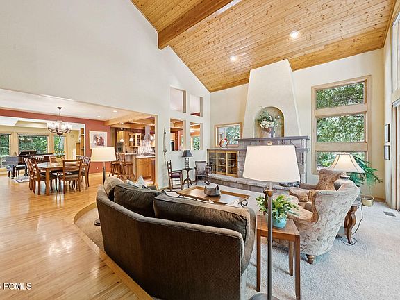 5th image of 2626 Meadow Creek Dr
