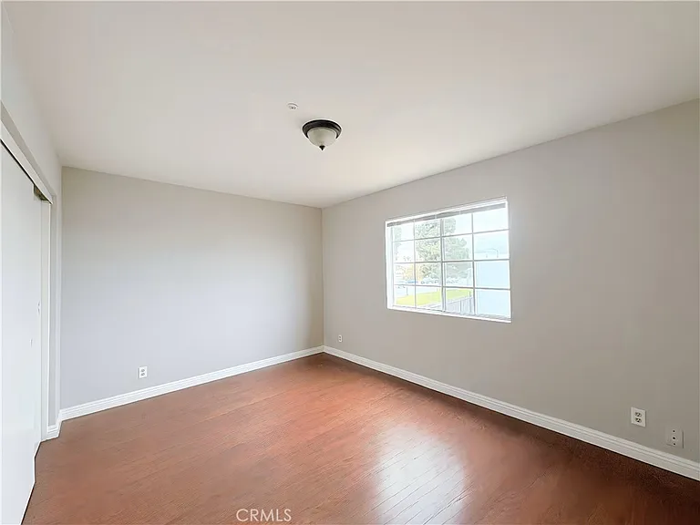 877 S Greenwood Ave — Photo 8