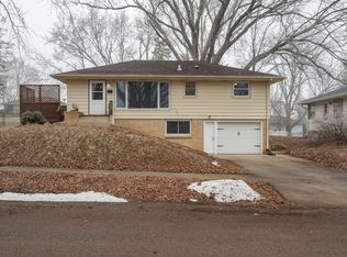 2423 25th St NW, Rochester, MN 55901