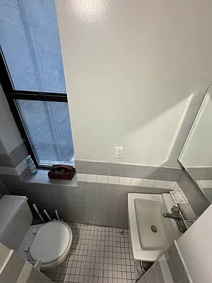 Rented by KNOCKKNOCK LLC | media 13