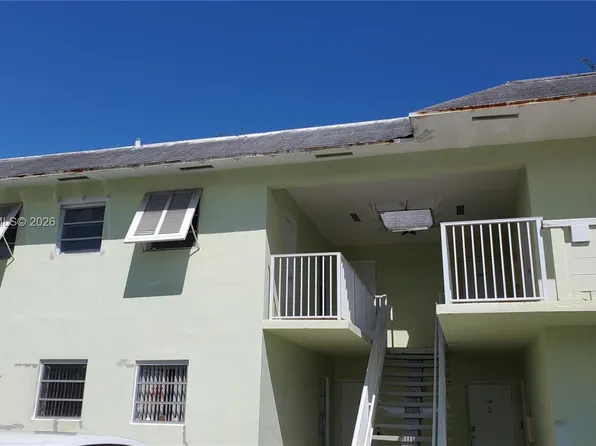 7610 SW 82nd St APT J207, Miami, FL 33143