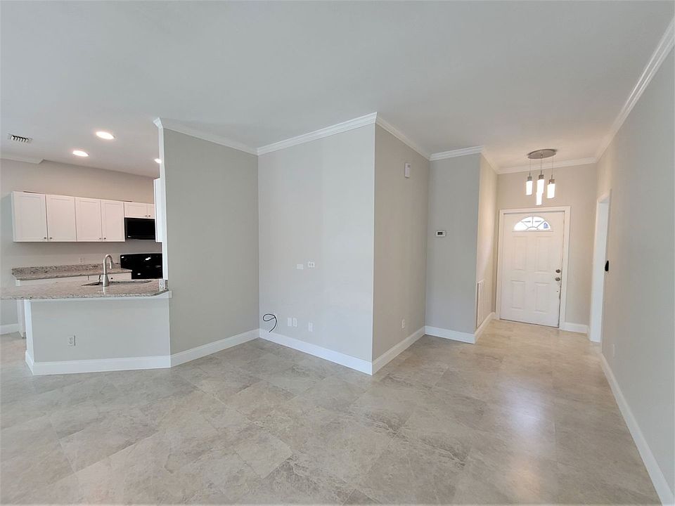 215 Stanhope Cir, Naples, FL 34104 Zillow