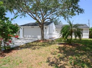 5011 32nd Ave SW, Naples, FL 34116