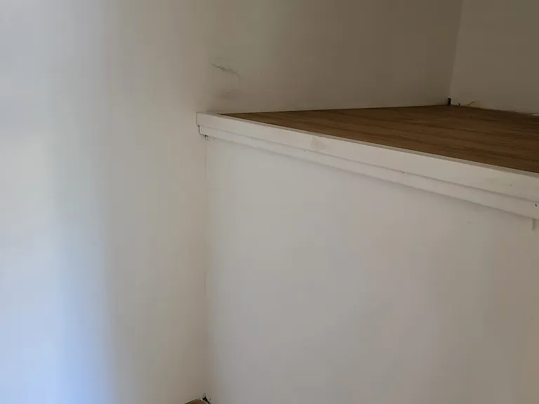 2nd Bedroom Closet Cubby