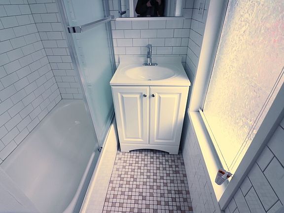 3rd image of 46 Clay St #1LL