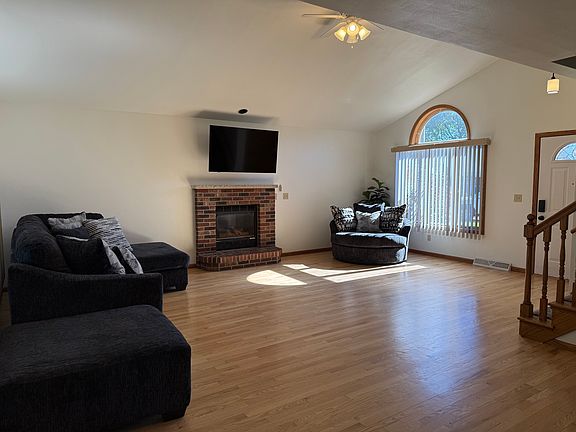 2nd image of 2247 Cloudview Ct
